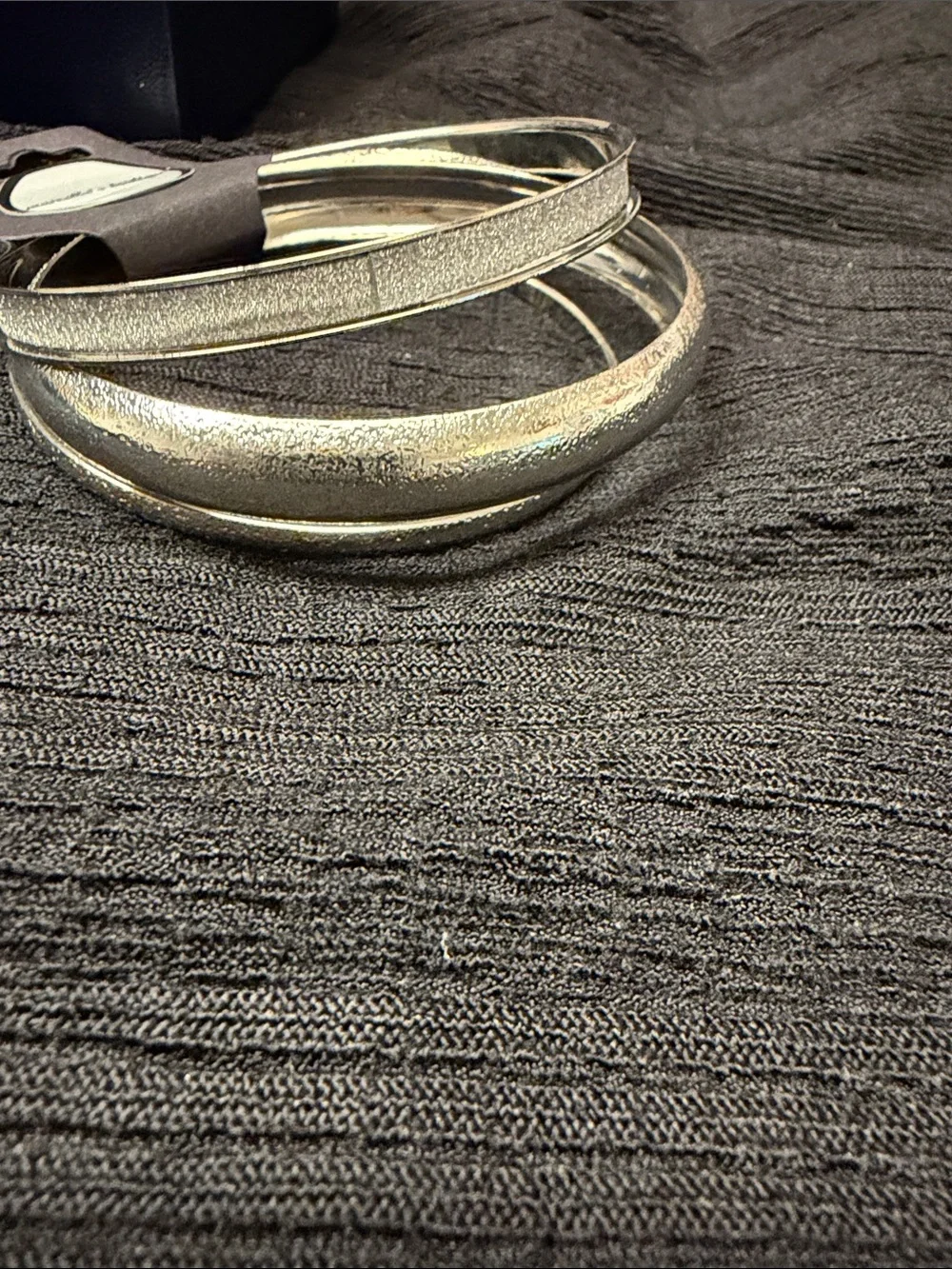 Silver-Tone Bangle Bracelet Set. 🆕